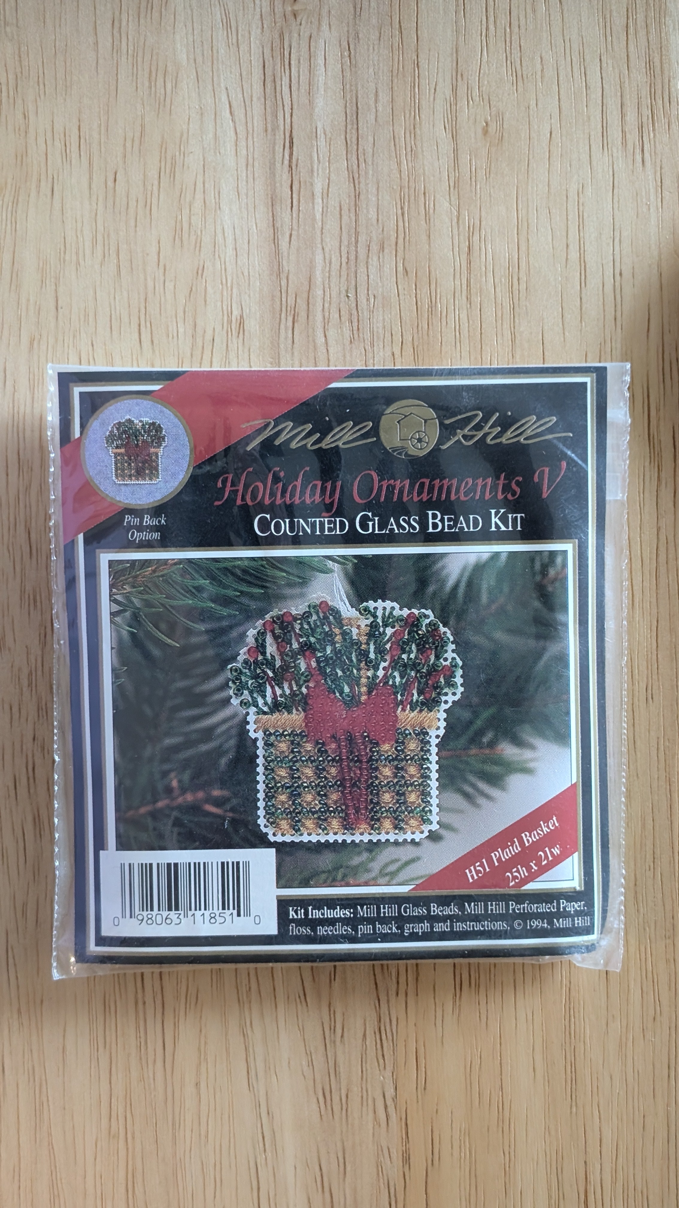 Plaid Basket - H51
