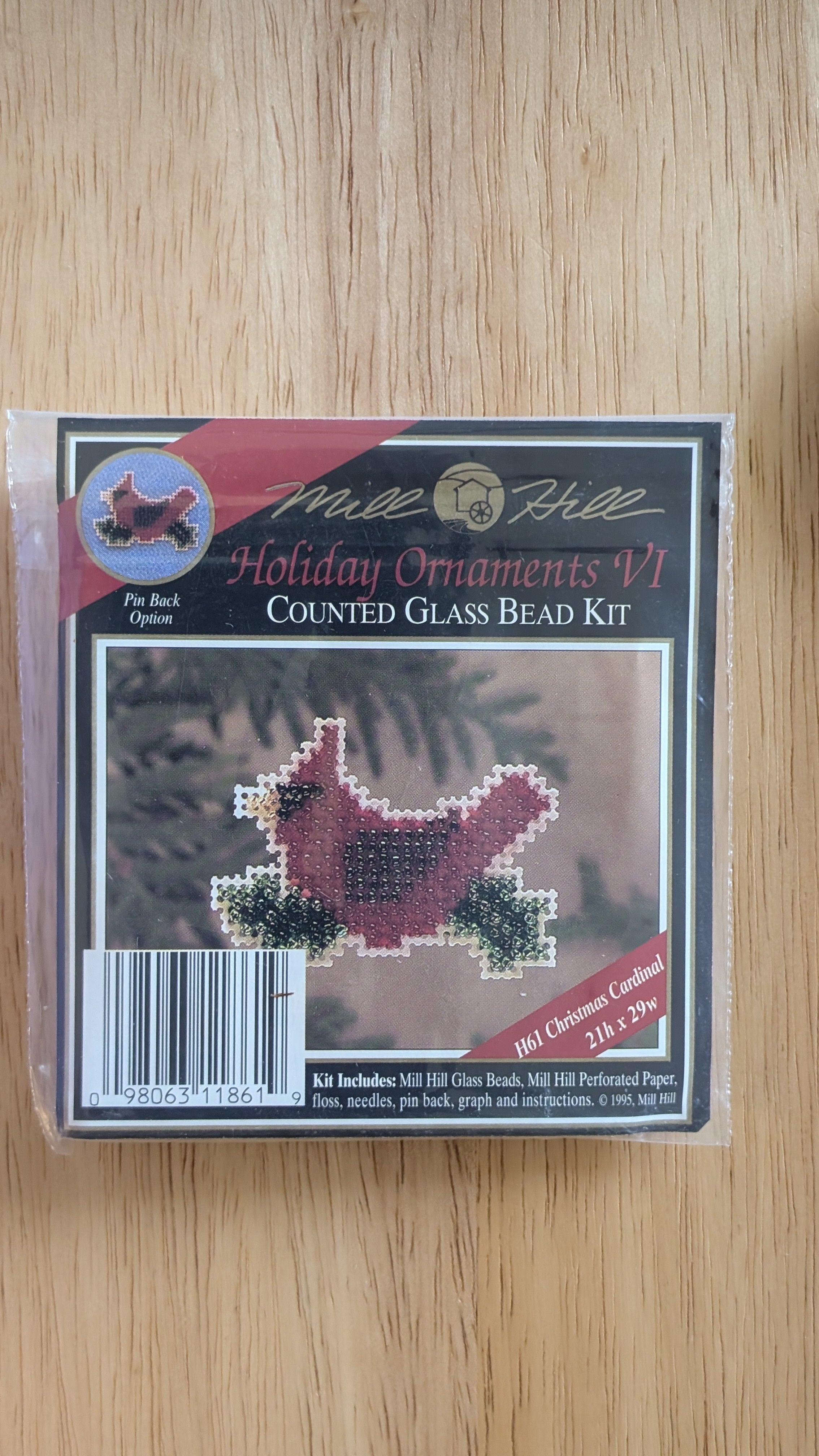 Christmas Cardinal - H61
