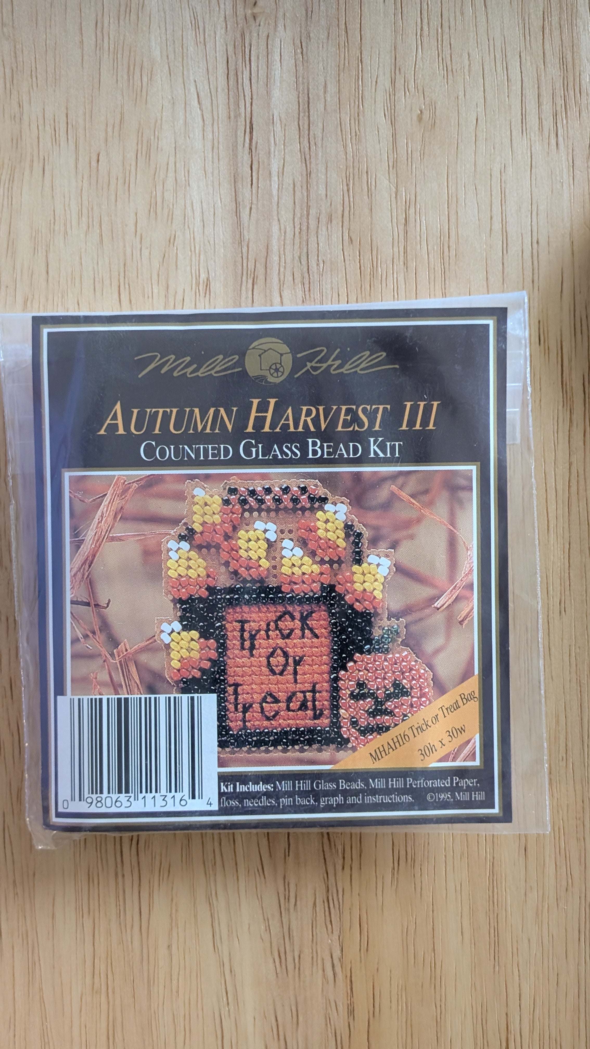 Trick or Treat Bag - MHAH16